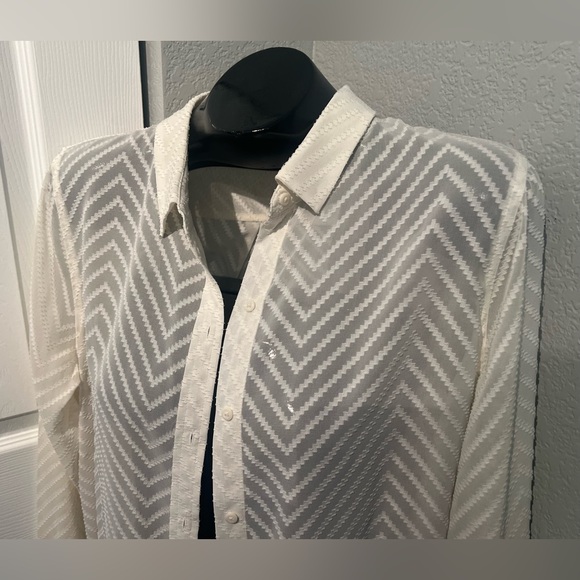 NEW with tags APT. 9 sheer white blouse XL, NWT - Picture 3 of 8